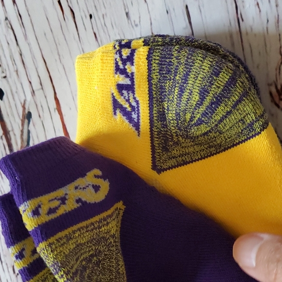 🎉 HOST PICK 🎉🆕️ NBA LAKERS MEN'S NO SHOW SOCKS (3 PAIRS) 🏀 - Picture 5 of 7